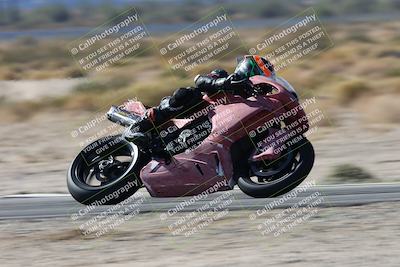 media/Nov-16-2025-Race Pace (Sun) [[8c5fa54630]]/Verified Riders/3-Turn 14 (1045am)/